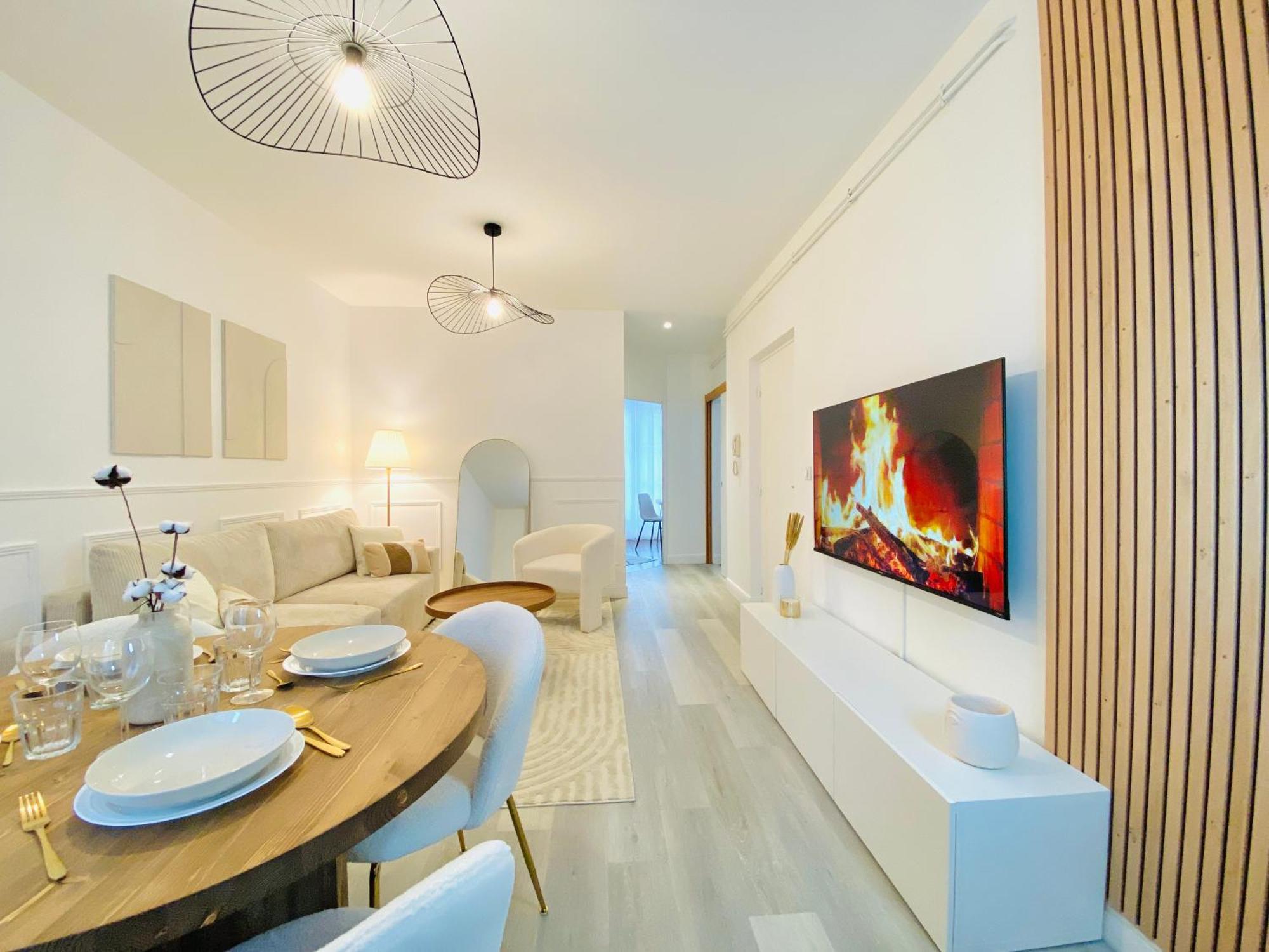 Le Subtil - Best Keys - Elegance & Confort - 2 Chambres Separees - Lit Queen Size - Smart Tv Netflix - Entre Gare & Centre Ville - A 1H De Paris - Wifi Fibre - Check-In Autonome Sens Eksteriør bilde